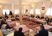 Tiaret : Le wali se réunit avec les parlementaires de la wilaya