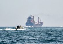 Guerre en Iran : 50 marins français piégés à Ormuz