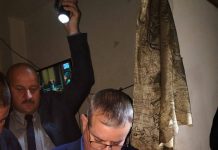 Une visite nocturne surprise dans le quartier Plateau La Marine : Le geste remarquable du wali de Mostaganem